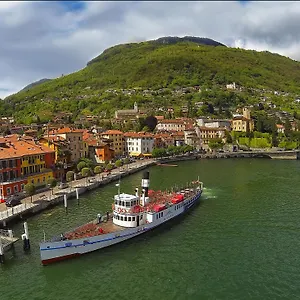 Elegant Historic Large House On Lake Como Gravedona